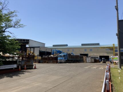 本社工場外観
